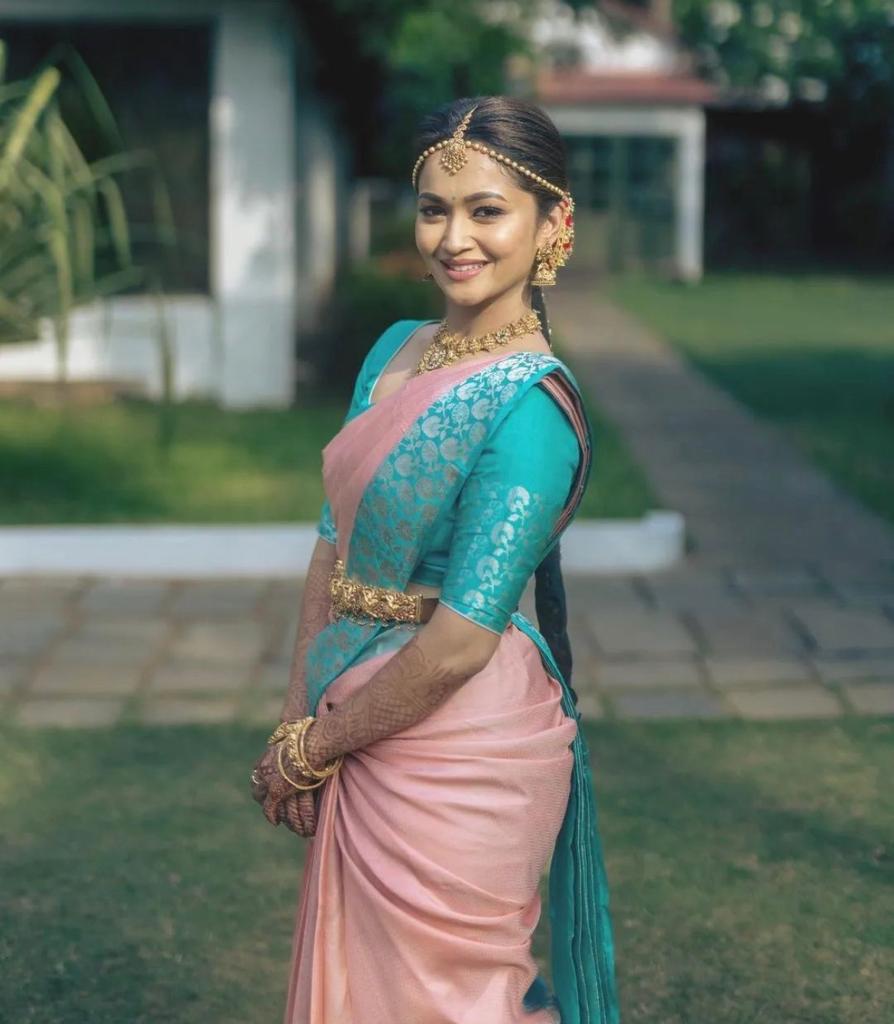Ddf Avantika Banarasi Lichi Silk Wedding Wear Saree Catalog